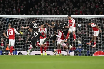 Arsenal srušio Bayern za prvo mjesto, Perišić zabio na Anfieldu pa se ozlijedio, četiri gola Mbappea