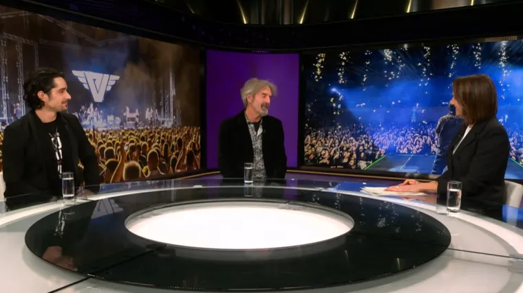 Parni Valjak u rasprodanoj Areni slavi 50. obljetnicu prvog koncerta! Hus: 'Priznajem - imam tremu'