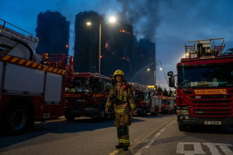 Najmanje 75 mrtvih u Hong Kongu, požar uglavnom pod kontrolom: 'Proživljavamo kolektivnu bol'