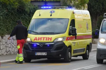 Jurio kroz Knin i pokosio dijete na pješačkom: Teško je ozlijeđeno