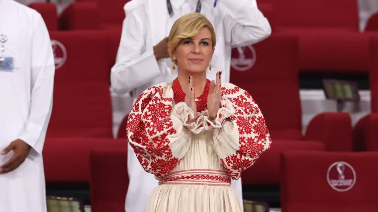 Sjećate se ovoga? Kolinda na SP-u u posavskoj nošnji koja je postala hit