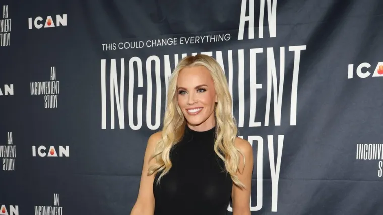 Glumica proživjela noćnu moru: Infekcija joj pojela kost, oči počele oticati