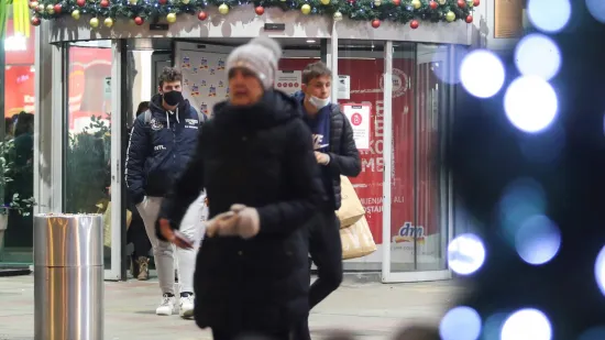 Nema štednje za Hrvate: Očekuju se rekordi i u božićnoj potrošnji