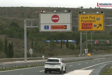 Olujna bura paralizirala obalu, zatvorila ceste: Vozači zarobljeni u vrtlogu vjetra