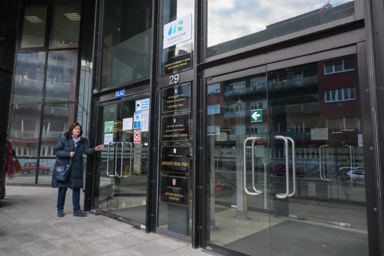 Mikulić ispitan u USKOK-u, unutra bio dva sata: Čeka se odluka o pritvoru