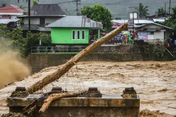 Katastrofalne poplave odnijele još života: 'Ostajemo bez potrepština i hrane'
