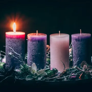 Stiže nam prva nedjelja došašća: Evo što znakovi mogu očekivati dok gori svijeća nade