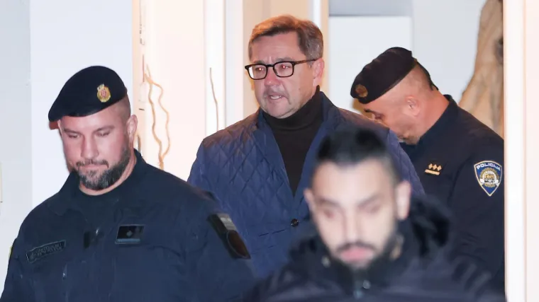 Mikulić ide na ispitivanje, a javnost bruji: 'Običan dan u Hrvatskoj'