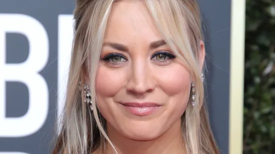 Slavi 40 godina: Pogledajte kako se Kaley Cuoco mijenjala od ‘Teorije velikog praska’ do danas