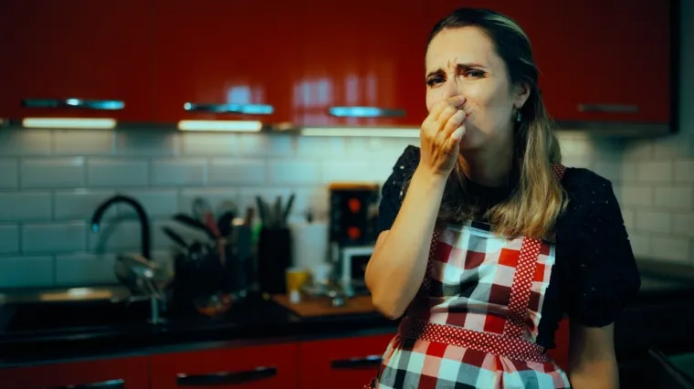 Borba protiv smrada: Zauvijek uklonite neugodne mirise iz kuhinje jednostavnom metodom