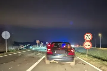 Krš i lom kod Osijeka, dva auta završila u kanalu: 'Vidjeli smo helikopter'