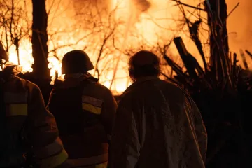 Pakao usred noći! Rakete i dronovi razarali Kijev, dijete izvučeno iz ruševina
