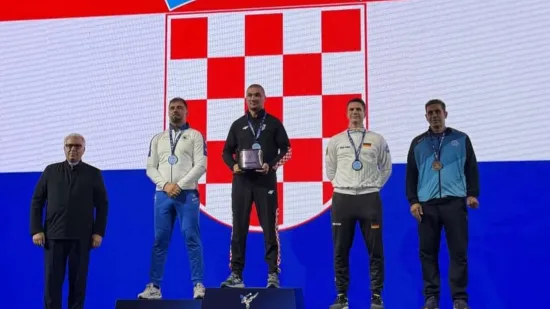 'Bog me bacao na dno pa valjda rekao: 'Ajde uzmi to zlato!'... A onda sam prijatelju razvalio arkadu'