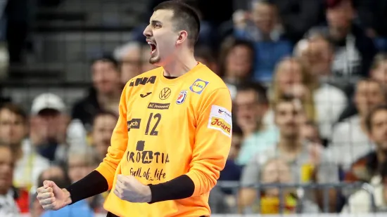 Otkrivamo kako izgleda život hrvatskog junaka u novom okruženju! Ovo nikad niste vidjeli