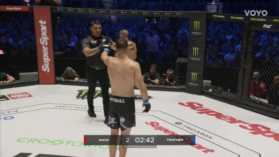 Uf, ovo je boljelo: Račić primio udarac u nezgodno mjesto