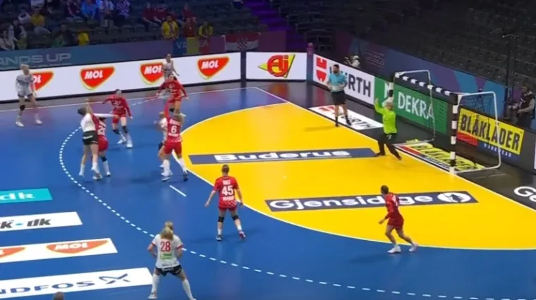 Sjajna obrana za Leu Zetović: Odlično čita udarce moćnih Dankinja