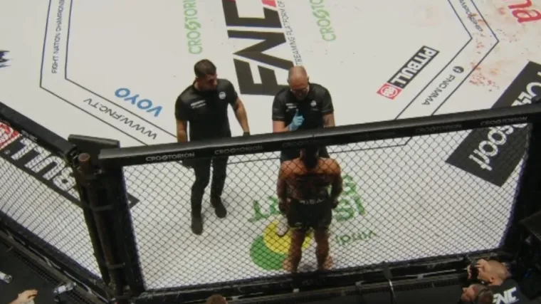 Komentatori nisu mogli vjerovati kako je u borbi izgledao Poljak: 'Uh, na što liči njegovo lice'