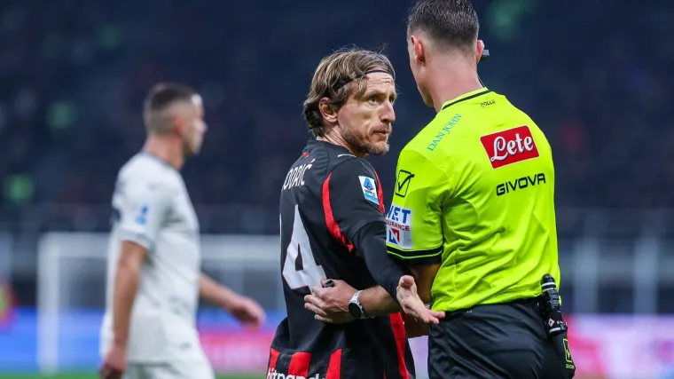 Luka Modrić poludio, kamera ga snimila što radi