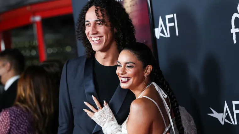 Vanessa Hudgens postala mama po drugi put: Podijelila sliku iz bolnice i poruku svim majkama