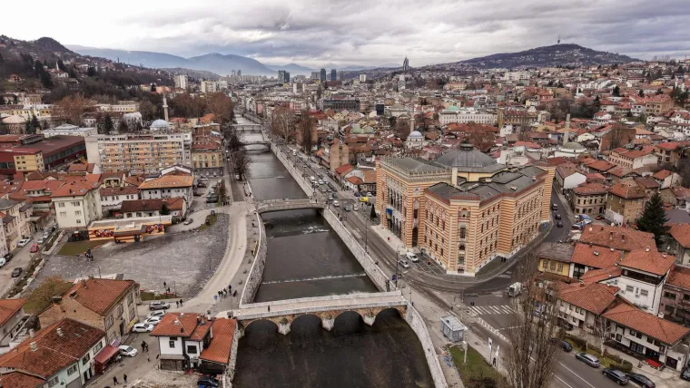 Ugledna njemačka povjesničarka: 'Raznoliko Sarajevo umire, na putu je da se pretvori u muslimanski grad'