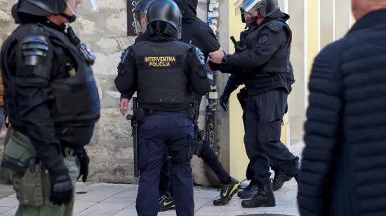 Gradonačelnik Erlić o incidentu na maršu u Zadru: 'Dvoje je uhićenih'