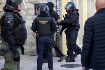 Gradonačelnik Erlić o incidentu na maršu u Zadru: 'Dvoje je uhićenih'