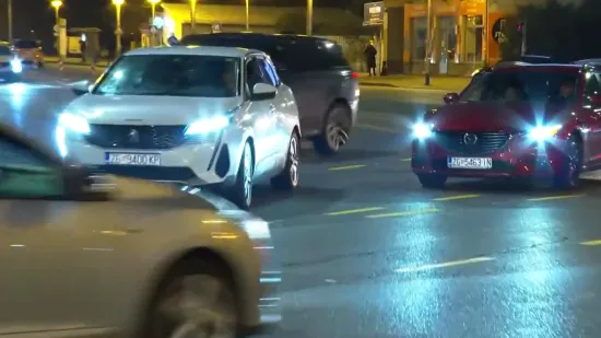 Ekstremna situacija na križanju kod Vjesnika: Ovo je bilo jako opasno, pogledajte snimku!