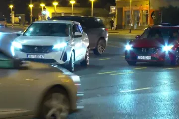 Ekstremna situacija na križanju kod Vjesnika: Ovo je bilo jako opasno, pogledajte snimku!