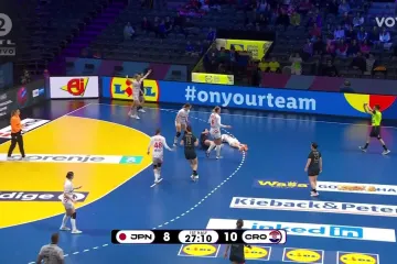 Ovo je moralo boljeti: Šimara završila na podu, hrvatska klupa burno reagirala