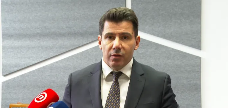 Matić udara otvoreno: Dajte sve dokumente van, nemam što skrivati!