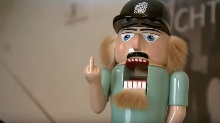 Hajduk u novom dresu, Adolf s novim prezimenom, a Orašar svima pokazao srednji prst