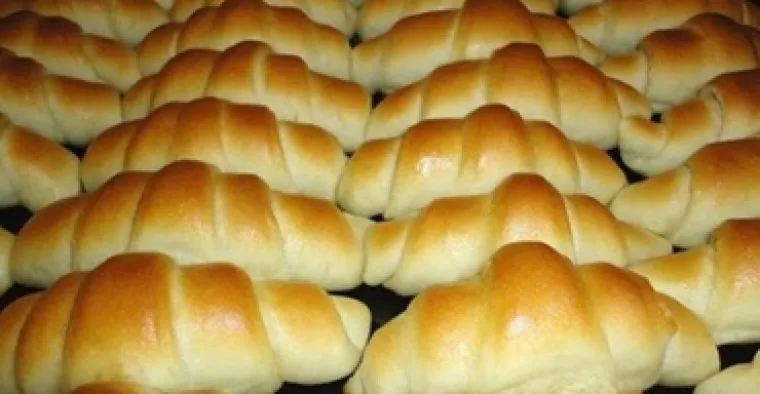 Šape, baklava, salenjaci, kiflice sa sirom... Donosimo recepte koji mirišu na djetinjstvo i blagdane