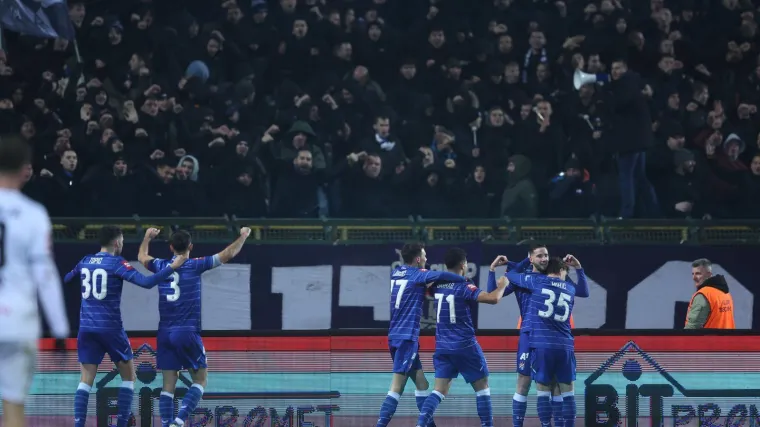 Dinamo slavi pobjedu nad Goricom kao da je Liga prvaka: Navijači ne znaju što bi rekli...