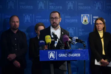 Tomašević o jugoslavenskim zastavama na prosvjedu: 'Sjetite se što je HDZ imao na plakatima'