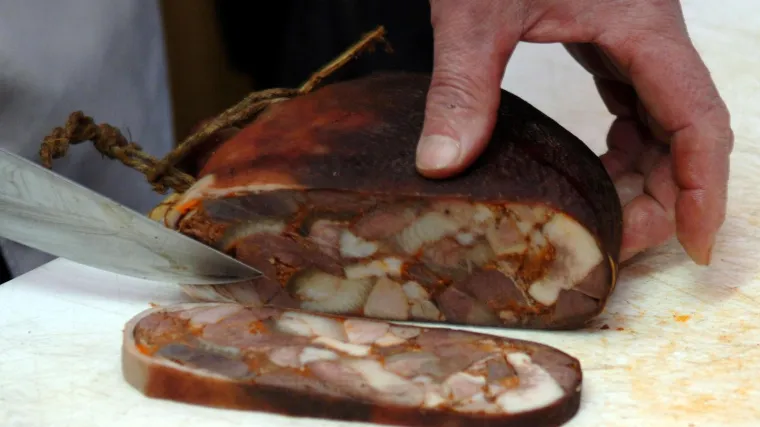 S polica trgovina povučena tlačenica, provjerite jeste li je kupili