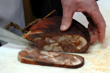 S polica trgovina povučena tlačenica, provjerite jeste li je kupili