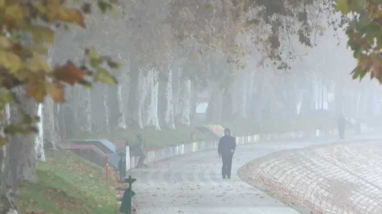 Građani dišu kroz zatvorene prozore: Nekad smo izlazili van za zdravlje, danas ostajemo unutra