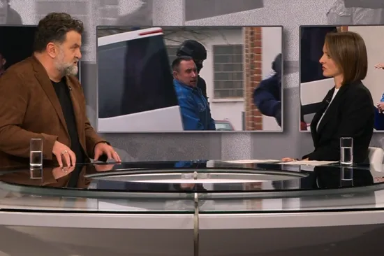 Jarak otkrio kako se saznalo za Mlađanov krvavi naum. Mojmira ga pitala: Bojiš li se?