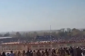 Natjerali dijete da pogubi muškarca koji mu je ubio obitelj: Sve je gledalo više od 80.000 ljudi