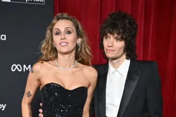 Presretna Miley Cyrus oduševila fanove: Prsten je rekao sve