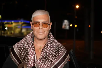 Kontroverzni Boki 13 pokazao svoju luksuznu vilu: Na božićnu dekoraciju potrošio 50.000 eura?