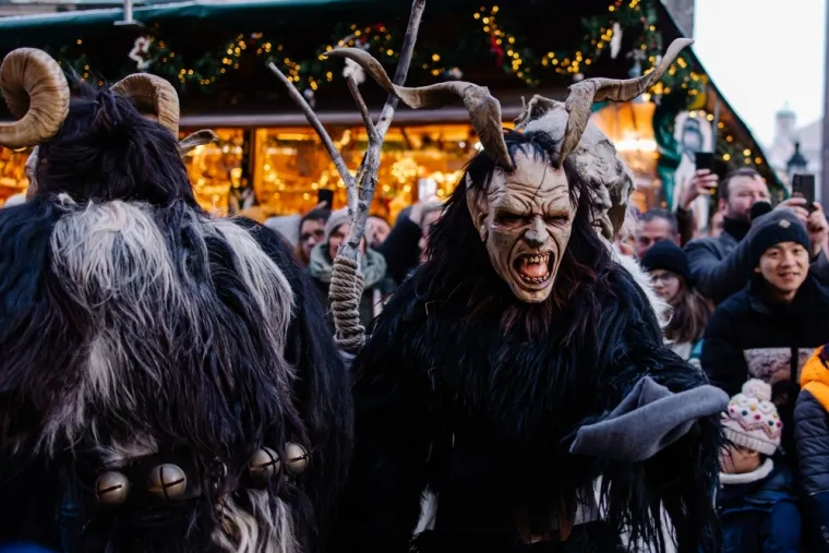 Tko je zapravo Krampus? Prava istina o njemu zaledit će krv u žilama i onim najhrabrijima