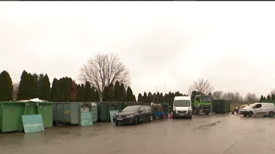 U Osijeku izbjegnuta katastrofa: Vatrogasci razbijali lokot da ugase vatru u reciklažnom dvorištu