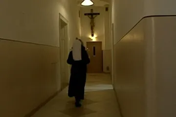 Kakva kazna prijeti ljudima koji su širili lažne vijesti o časnoj? Evo što kažu odvjetnici