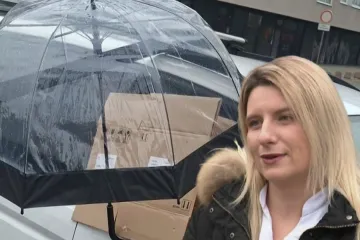 Kartoni, kišobran i veliko srce! Anonimna Zagrepčanka postala simbol dobrote: 'Dirnulo me do suza'