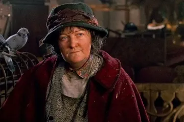 Tko je Dama s golubovima? Njezin život teži je od bilo koje uloge