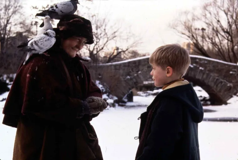 Tko je Dama s golubovima? Njezin život teži je od bilo koje uloge