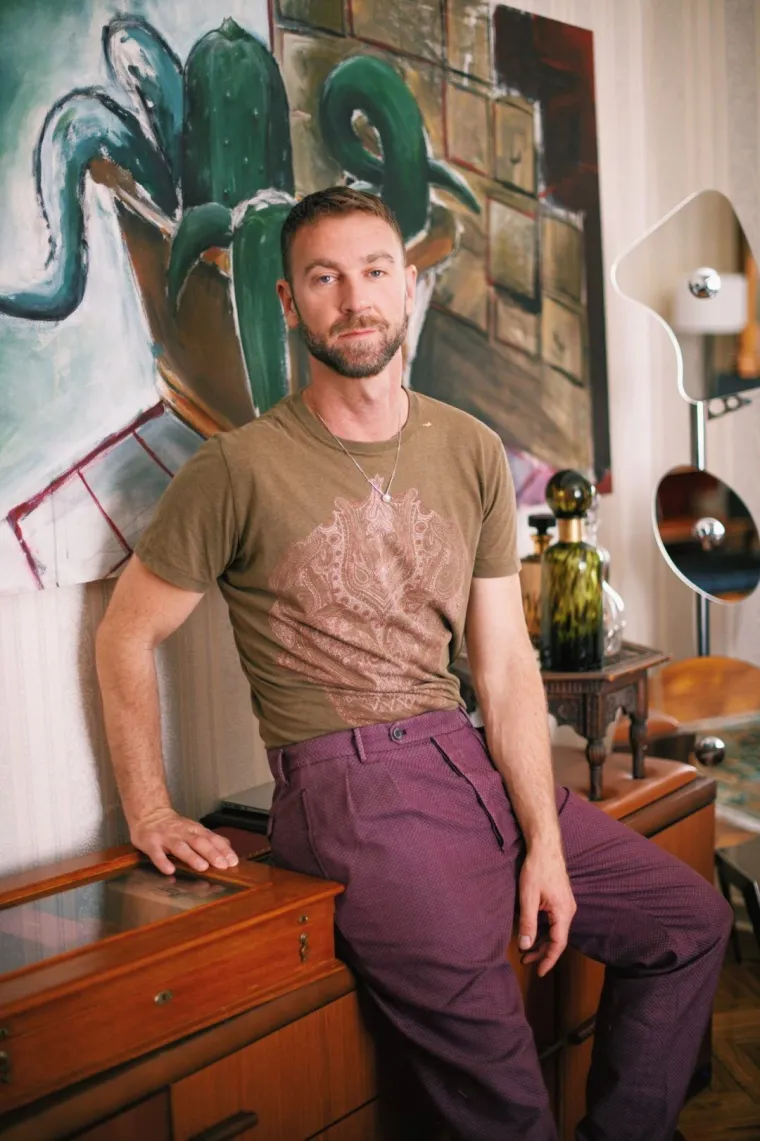 Nenad Sovilj obilježava 20 godina rada monumentalnom ogrlicom u Etnografskom muzeju