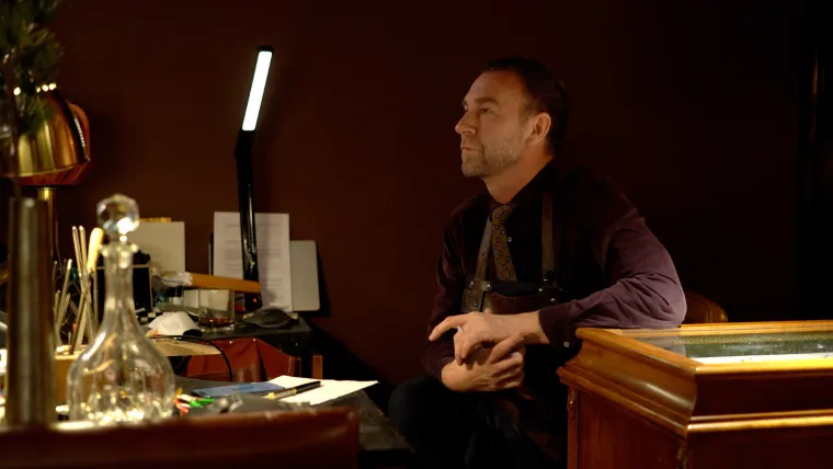 Nenad Sovilj obilježava 20 godina rada monumentalnom ogrlicom u Etnografskom muzeju