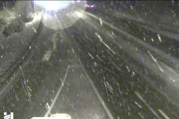 Snijeg zameo autocestu A1: HAK izdao upozorenje vozačima